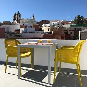 https://villa-nestor.in-canary-islands.com